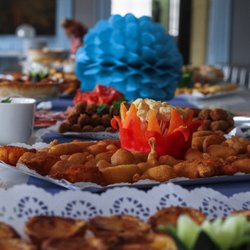 A Companhia - Mesa de Aperitivos de Aniversário