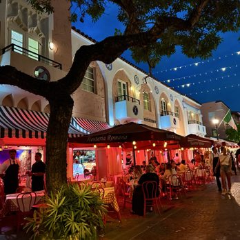 Hosteria Romana - Al fresco dinning is the best option, right on Española Way. - Italian Near Me - Miami Beach, Florida