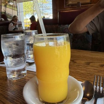 Walker Bros Original Pancake House - Breakfast & Brunch Near Me - Glenview, Illinois