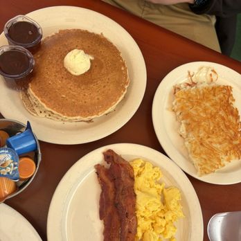 Don's Country Kitchen - Pancake Combo with potatoes - Breakfast & Brunch Near Me - Oceanside, California