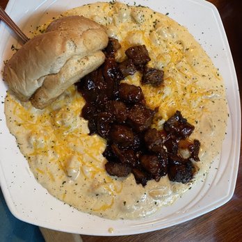 Buzzard Billy's - BBQ Beef Brisket Shells-N-Cheese - American Near Me - La Crosse, Wisconsin