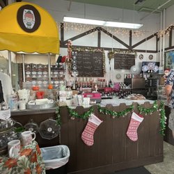 Erika’s Sweet Haus - Super little Candied Pecan shop on Main Drag of Tarpon Springs Blvd
