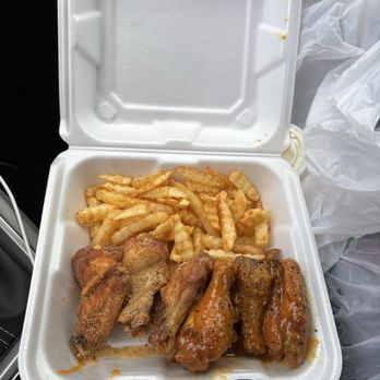 Memphis Style Wingz & Thingz - American Near Me - Houston, Texas Memphis Style Wingz & Thingz - American Near Me - Houston, Texas