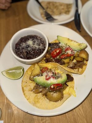 True Food Kitchen by null