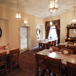 Stiperstones Inn - The Large Dining Room of The Stiperstones Inn