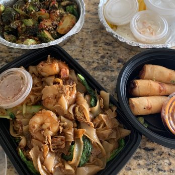 Songkran Thai Kitchen - Crispy Phuket Prawns, Brussel Sprouts, Stir Fried Flat Noodles (Pad Si-Ew), mango Coconut Sticky Rice (Khao Neow Kati) - Thai Near Me - Houston, Texas Songkran Thai Kitchen - Crispy Phuket Prawns, Brussel Sprouts, Stir Fried Flat Noodles (Pad Si-Ew), mango Coconut Sticky Rice (Khao Neow Kati) - Thai Near Me - Houston, Texas