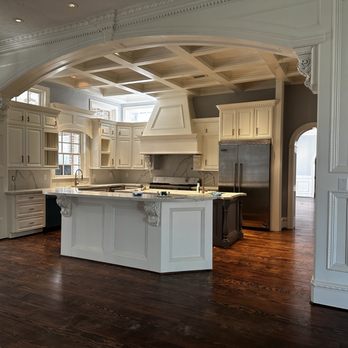R Reyna Carpentry - Carpenters Near Me - Conroe, Texas R Reyna Carpentry - Carpenters Near Me - Conroe, Texas
