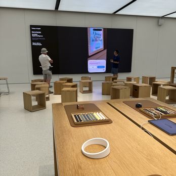 Apple Perimeter - Computers Near Me - Atlanta, Georgia Apple Perimeter - Computers Near Me - Atlanta, Georgia