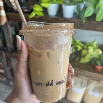 Mundial Coffee - Horchata Cold Brew with oat milk - Coffee & Tea Near Me - Riverside, California Mundial Coffee - Horchata Cold Brew with oat milk - Coffee & Tea Near Me - Riverside, California
