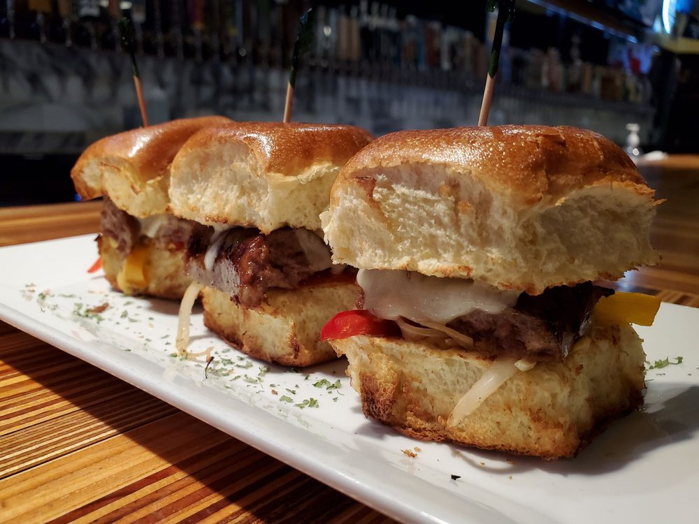 GROWLER HAWAII 1003 Photos & 327 Reviews 449 Kapahulu Ave, Honolulu