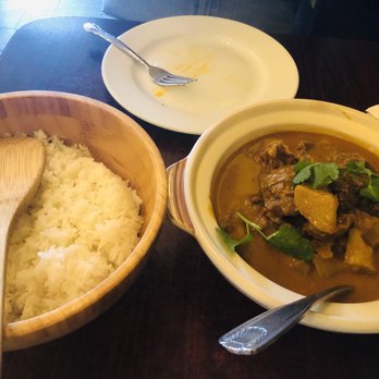 Mamak - Curry Beef Brisket Stew - Malaysian Near Me - Doraville, Georgia Mamak - Curry Beef Brisket Stew - Malaysian Near Me - Doraville, Georgia