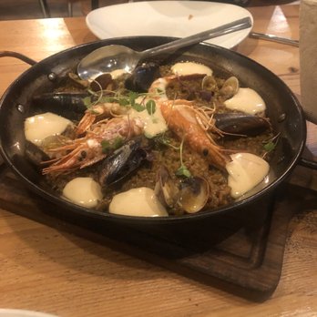 Mimo's Born - Seafood paella - Cocktail Bars Near Me - Barcelona, B