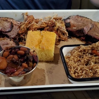 Firefly's BBQ - Barbeque Near Me - Marlborough, Massachusetts