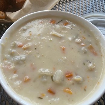 The Birds Cafe - Clam chowder - Seafood Near Me - Bodega Bay, California