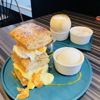 Sugar Marmalade - Mango Mille Feuille - Desserts Near Me - Markham, Ontario Sugar Marmalade - Mango Mille Feuille - Desserts Near Me - Markham, Ontario