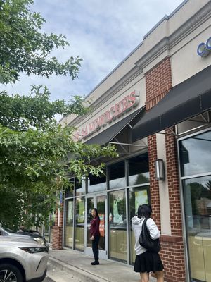 Lee's Sandwiches by null