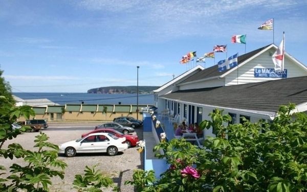 Motel et Boutique Le Macareux - CITQ : 067900 by null