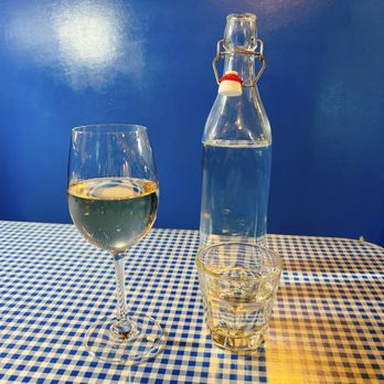 Emmett Watson's Oyster Bar - Pinot Grigio and water - Seafood Near Me - Seattle, Washington