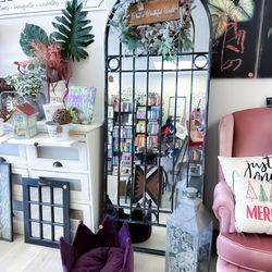 Southern Charm Books & Boutique