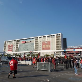 Levi's Stadium - Outside, entrance from parking lot - Stadiums & Arenas Near Me - Santa Clara, California