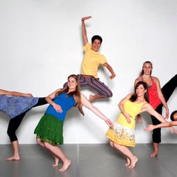 Dancenter - Jump high at Dancenter!