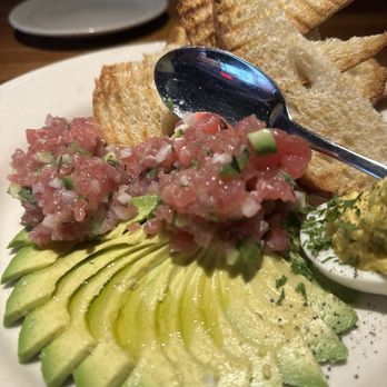 Houston's Restaurant - Ahi Tuna Tartare - New American Near Me - Irvine, California