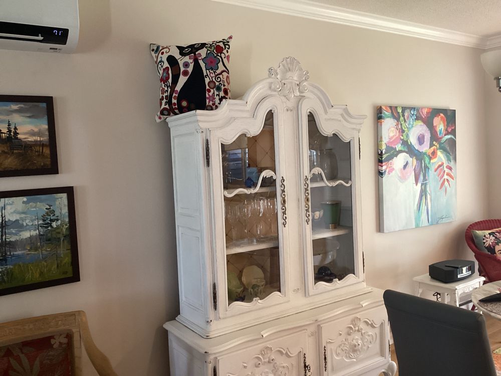 LILABERRY HOME DECOR Updated October 2024 2474 Beacon Avenue