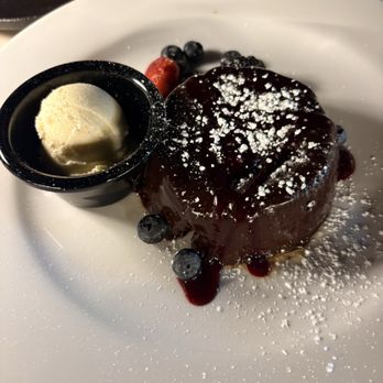 Mozambique - Dessert with a bit of ice cream - Steakhouses Near Me - Laguna Beach, California Mozambique - Dessert with a bit of ice cream - Steakhouses Near Me - Laguna Beach, California