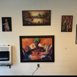 Kate’s Kitchen - Artwork on the wall.