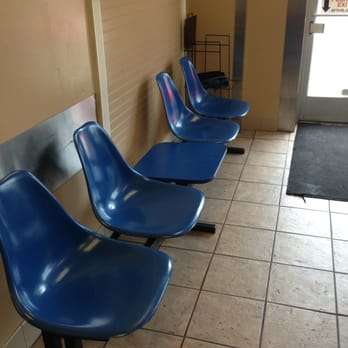 Laundry House - Seating Area - Laundromat Near Me - Salt Lake City, Utah Laundry House - Seating Area - Laundromat Near Me - Salt Lake City, Utah