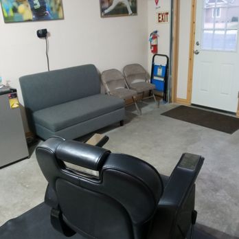 Go Barbers - Inside the barbershop it's own entrance - Barbers Near Me - Pasco, Washington
