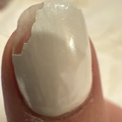 Victorian Nails - 24 hrs after .. This is why I asked for dip but Tom put Gel instead!