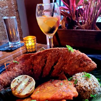 Maïs Arepas - Red snapper fish - Colombian Near Me - New Orleans, Louisiana Maïs Arepas - Red snapper fish - Colombian Near Me - New Orleans, Louisiana
