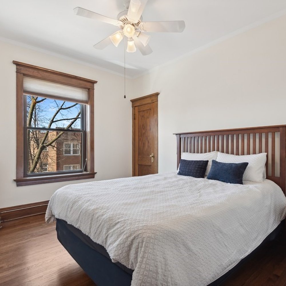 ML Home Interior Remodeling - Impeccably repaired old bubbled plaster water spot in ceiling, painted walls & ceiling. - Painters Near Me - Franklin Park, Illinois ML Home Interior Remodeling - Impeccably repaired old bubbled plaster water spot in ceiling, painted walls & ceiling. - Painters Near Me - Franklin Park, Illinois