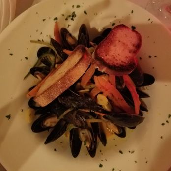 Broadway Bistro - Mussels in white wine - Italian Near Me - Nyack, New York