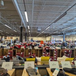 DSW Designer Shoe Warehouse