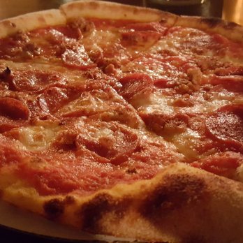Mattia Pizza - Caronte - Food Trucks Near Me