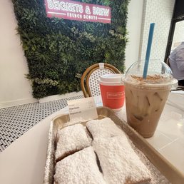 Traditional Beignets (4) Biscoff Cookie Butter Latte