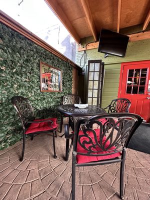 McRae's American Bistro & Cocktails by null