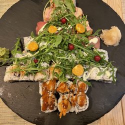 SAKURA Sushi Cafe in Frankfurt - Christmas Tree Special