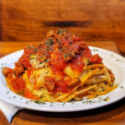 Leona's Pizzeria Lyons - Lasagna with meat sauce