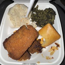 Boston Market - 367 - Meatloaf, Mashed Potatoes, Creamed spinach, Cornbread
