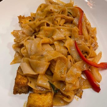 Tai Me Up - Drunken Noodle - Thai Near Me - Phoenixville, Pennsylvania Tai Me Up - Drunken Noodle - Thai Near Me - Phoenixville, Pennsylvania