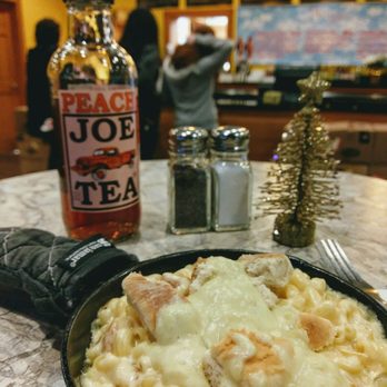 Mac N' Out Macaroni & Cheese - Chicken n biscuits mac - American Near Me - Milford, Connecticut