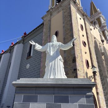 Catedral Basilica de Mazatlán - Landmarks & Historical Buildings Near Me - Mazatlán, SIN