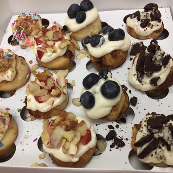 Cinnaholic - Bite Sized Baby Buns - Bakeries Near Me - Boca Raton, Florida Cinnaholic - Bite Sized Baby Buns - Bakeries Near Me - Boca Raton, Florida