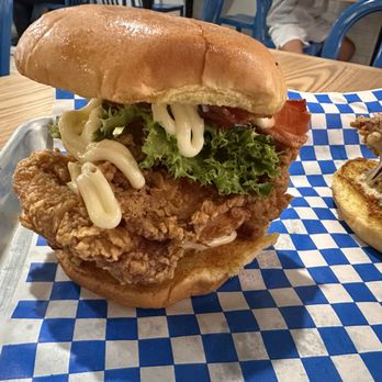 Bumblebirds - Blue Ribbon BLT - Chicken Shop Near Me - Washington, DC, District of Columbia