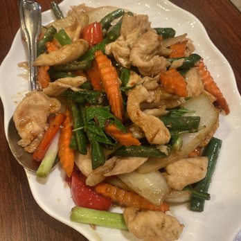 Tasty Thai - Thai Basil Stir Fry with Chicken - Thai Near Me - Sacramento, California Tasty Thai - Thai Basil Stir Fry with Chicken - Thai Near Me - Sacramento, California