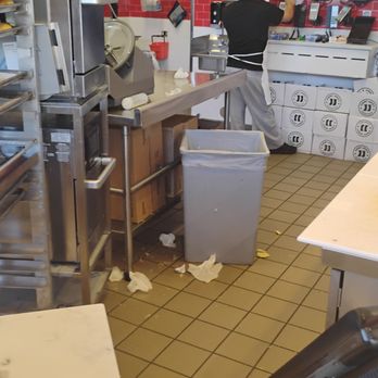 Jimmy John's - Dirty lame customer service all around - Sandwiches Near Me - Burlington, Washington Jimmy John's - Dirty lame customer service all around - Sandwiches Near Me - Burlington, Washington