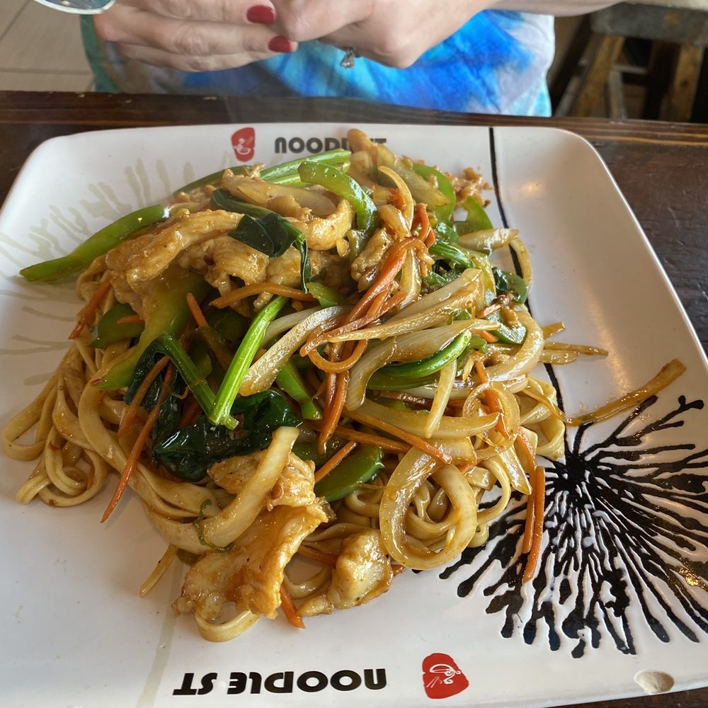 Noodle St - Stir Fried Noodle with chicken - Noodles Near Me - Fullerton, California Noodle St - Stir Fried Noodle with chicken - Noodles Near Me - Fullerton, California